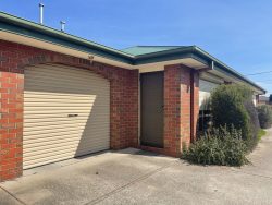 2/734 East St, East Albury NSW 2640, Australia