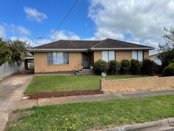 58 Strachan St, Hamilton VIC 3300, Australia