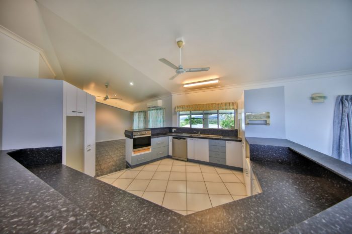 67 Marty St, East Innisfail QLD 4860, Australia