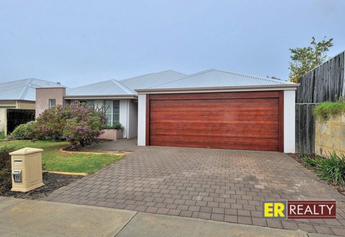 11 Evesham Dr, Ellenbrook WA 6069, Australia