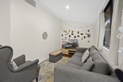 12 Hill View Terrace, St James WA 6102, Australia