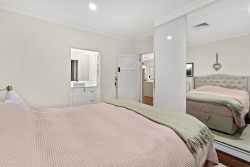 12 Hill View Terrace, St James WA 6102, Australia