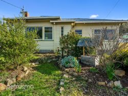 46 North Cres, New Norfolk TAS 7140, Australia