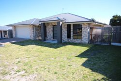 21 Pavilion Dr, Stanthorpe QLD 4380, Australia