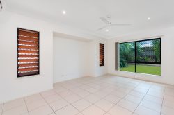 3 Powlett Cl, Bentley Park QLD 4869, Australia