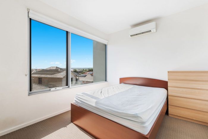 Unit 9/7 St Kitts Pl, Mawson Lakes SA 5095, Australia