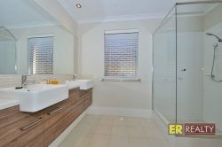 6 Virago St, Aveley WA 6069, Australia