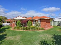 12 Venn St, East Bunbury WA 6230, Australia