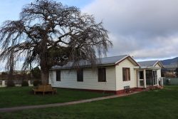 35 Baldocks Rd, Mole Creek TAS 7304, Australia