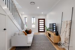 2 Rose St, Tighes Hill NSW 2297, Australia