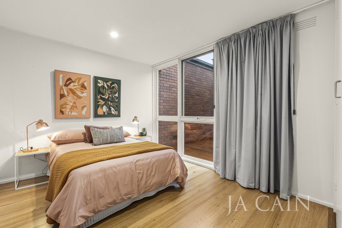 Unit 1/8 Cooloongatta Rd, Camberwell VIC 3124, Australia