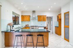 14 Ellen St, Athelstone SA 5076, Australia