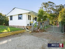 11 Newcastle St, Morisset NSW 2264, Australia