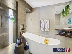 11 Newcastle St, Morisset NSW 2264, Australia