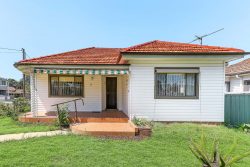 21 Palomar Parade, Yagoona NSW 2199, Australia