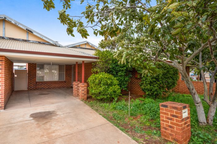 2/289 Burt St, Victory Heights WA 6432, Australia