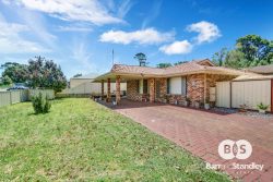 55A Paris Rd, Australind WA 6233, Australia