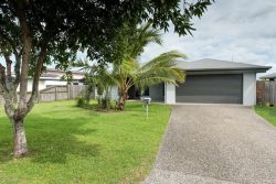 30 Blackmur St, Marian QLD 4753, Australia