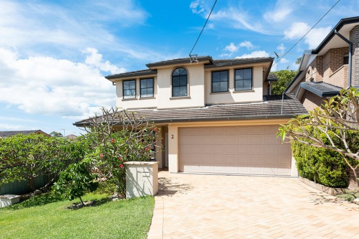 2 Bulumin St, Como NSW 2226, Australia