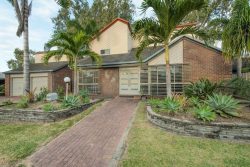 Unit 6/23 Cabbage Tree Rd, Andergrove QLD 4740, Australia