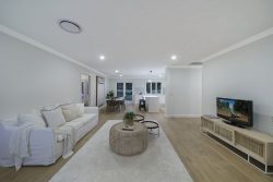 68 Everglades Cres, Woy Woy NSW 2256, Australia