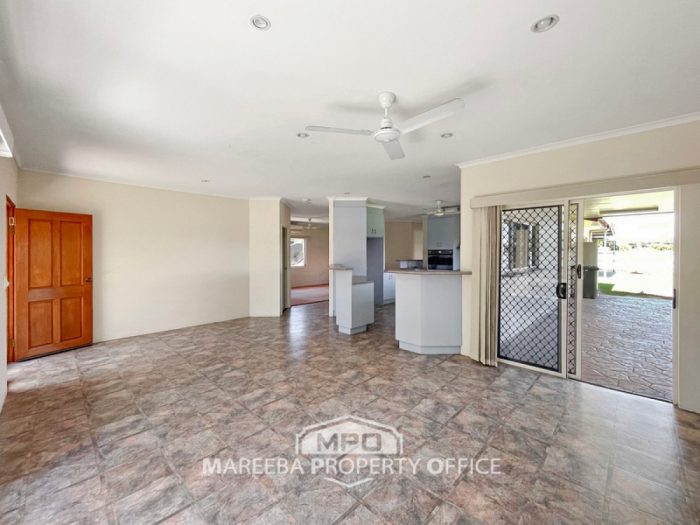 11 Ceola Dr, Mareeba QLD 4880, Australia