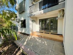 1/8 Malabar Ct, Larrakeyah NT 0820, Australia