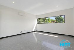 3 Rockton Pl, Mooroobool QLD 4870, Australia