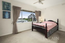 62 Somers St, Burwood VIC 3125, Australia