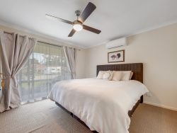 20 The Grove, Thurgoona NSW 2640, Australia