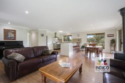 287 Fanning Ln, Wooragee VIC 3747, Australia