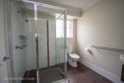 25 Grenfell Dr, Bayonet Head WA 6330, Australia