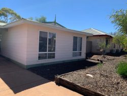 23B Bopeechee St, Roxby Downs SA 5725, Australia