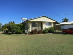 5 Cedar St, Blackwater QLD 4717, Australia