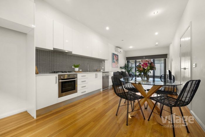 4/28 Eleanor St, Footscray VIC 3011, Australia