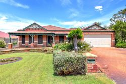 17 Moondar Parade, Dalyellup WA 6230, Australia