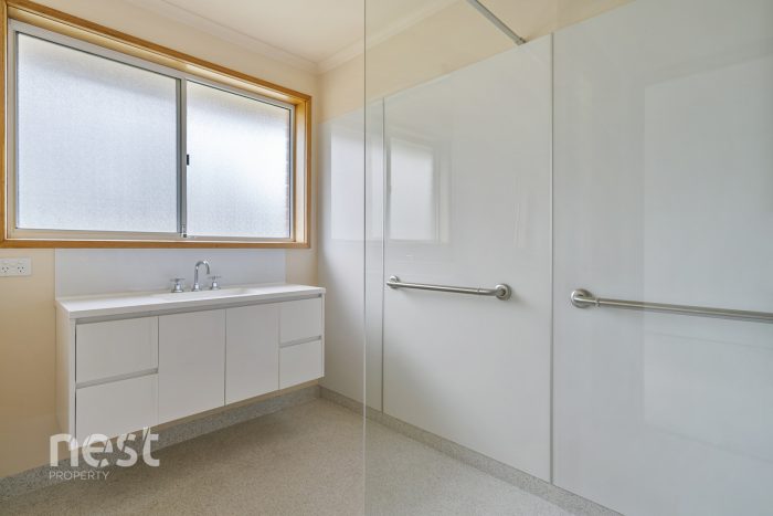 2 Robe Ct, Oakdowns TAS 7019, Australia