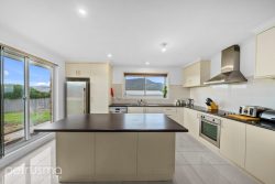 21 Sadri Ct, New Norfolk TAS 7140, Australia