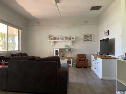 16 Stipa St, Goolgowi NSW 2652, Australia