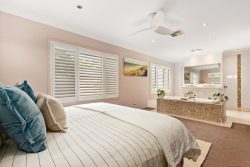 3 Tallowood Cct, Charlestown NSW 2290, Australia