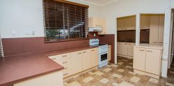 26 Wewak St, Soldiers Hill QLD 4825, Australia