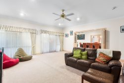 13 Hedderwick St, Essendon VIC 3040, Australia