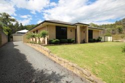 46 Hoult St, Stanthorpe QLD 4380, Australia