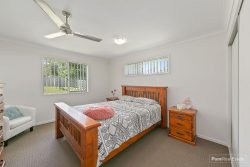 30 Knightsbridge Dr, Chuwar QLD 4306, Australia