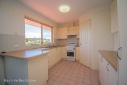 8/45 Premier Cir, Spencer Park WA 6330, Australia