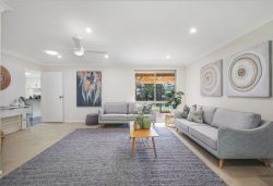 6 Inverness Cl, Green Point NSW 2251, Australia