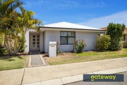 19 Yarra Promenade, Hammond Park WA 6164, Australia