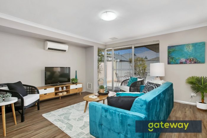 19 Yarra Promenade, Hammond Park WA 6164, Australia