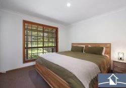 25 Scenic Dr, Budgewoi NSW 2262, Australia