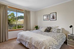 Unit 3/28 Talune St, Lindisfarne TAS 7015, Australia